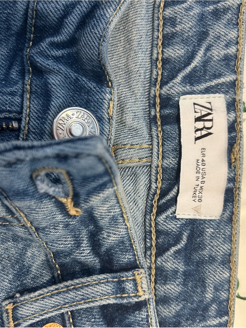 ZARA Women’s Light Blue Slim Jeans